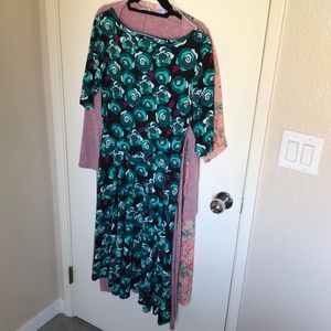 Teal rose Nicole dress never worn- silky stretchy material